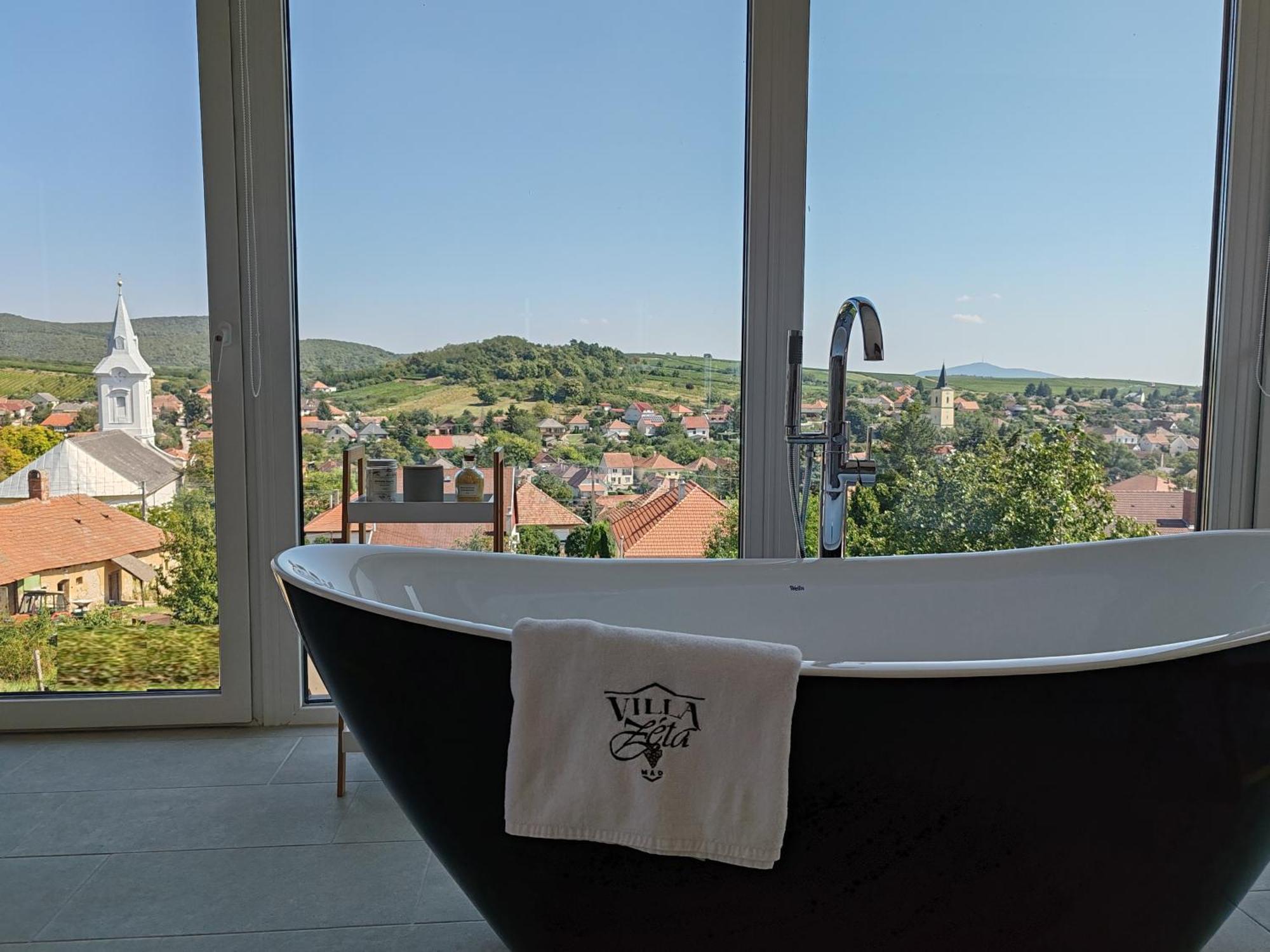 Villa Zeta Wine &